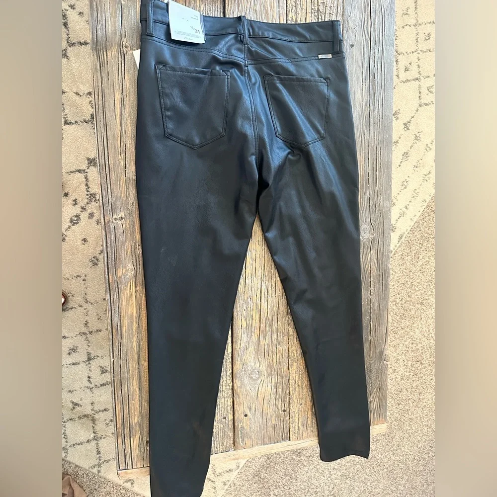 NWT Black Skinny Leather Pants - Picture 3 of 4